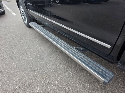 Used 2018 GMC Sierra 1500 Denali w/ Denali Ultimate Package AWD/4WD image 12