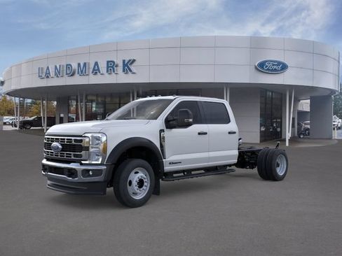 New 2026 Ford F550 4x4 Crew Cab image 1