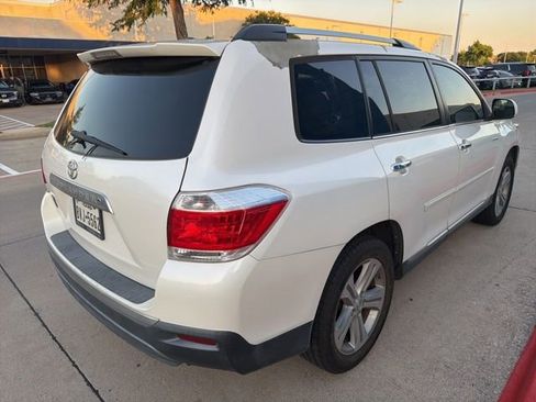 Used 2013 Toyota Highlander Limited FWD image 5