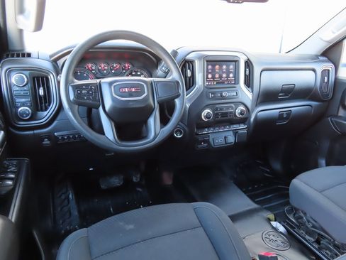 Used 2025 GMC Sierra 3500 Pro image 4