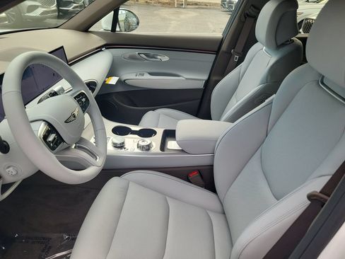 New 2026 Genesis GV70 2.5T Advanced AWD/4WD image 6
