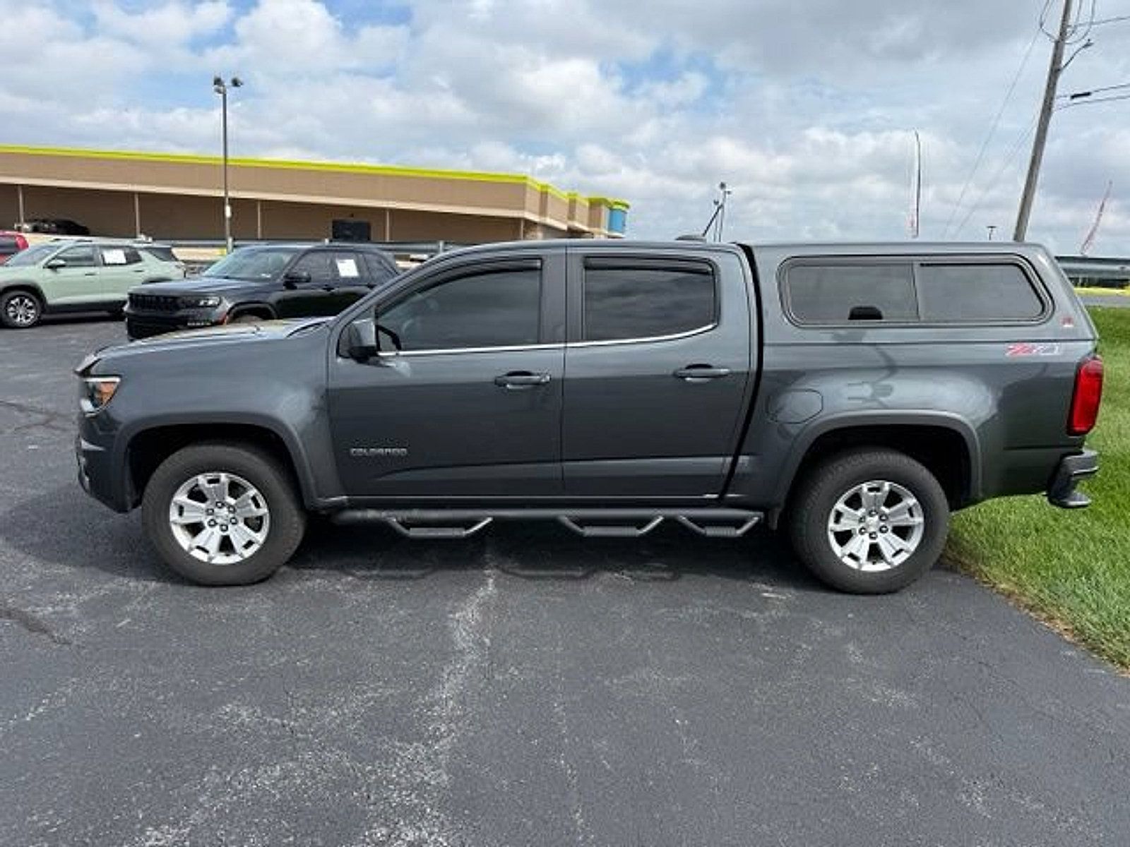 Used 2016 Chevrolet Colorado LT w/ LT Convenience Package AWD/4WD image 4