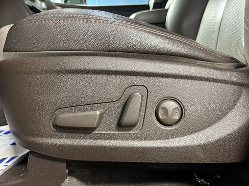 Used 2019 Hyundai Santa Fe Limited FWD image 16