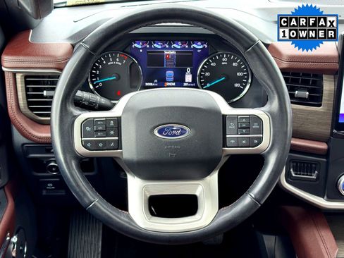 Used 2024 Ford Expedition Max Limited image 26