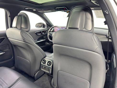 Used 2022 Mercedes-Benz C 300 C 300 w/ AMG Line w/ Night Package image 38