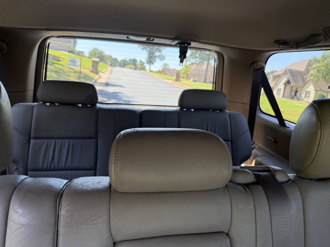 Used 2004 Toyota Sequoia Limited RWD image 16