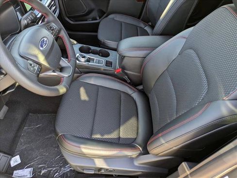 New 2025 Ford Escape ST-Line w/ Tech Pack #1 image 4