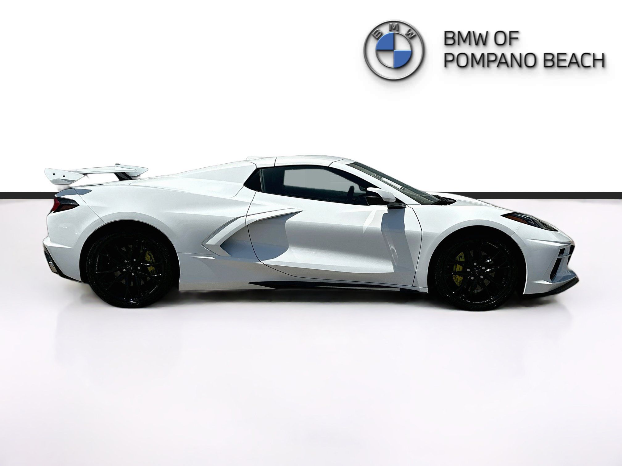Used 2023 Chevrolet Corvette Stingray Convertible w/ 1LT RWD image 8