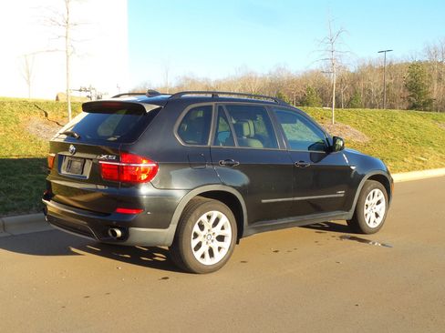 Used 2013 BMW X5 xDrive35i image 7