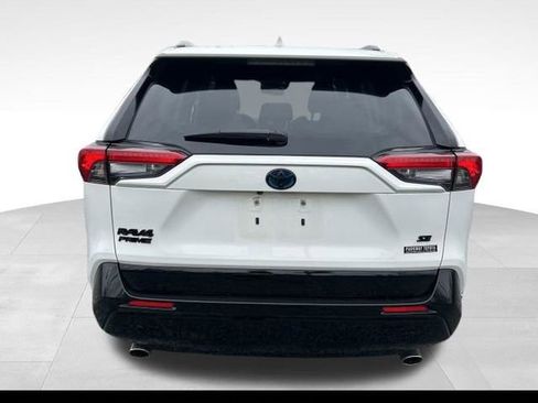 Used 2023 Toyota RAV4 SE w/ Weather & Moonroof Package image 5