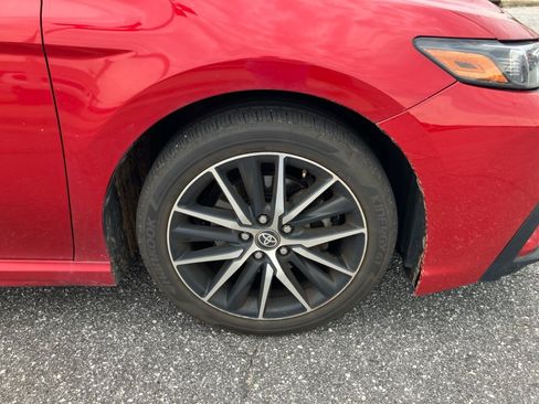Used 2021 Toyota Camry SE FWD image 26