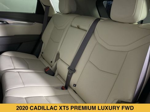 Used 2020 Cadillac XT5 Premium Luxury FWD image 15
