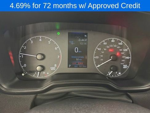 Used 2024 Toyota Corolla Cross LE image 18