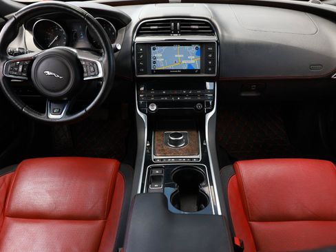 Used 2017 Jaguar XE R-Sport RWD image 21
