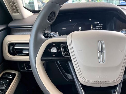 Used 2023 Lincoln Aviator Reserve w/ Elements Package Plus RWD image 21