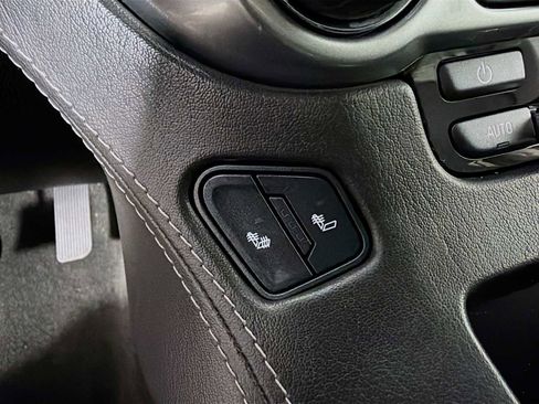 Used 2018 Chevrolet Tahoe LT w/ LT Signature Package image 18