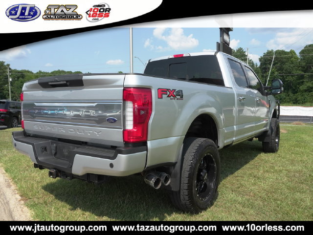 Used 2017 Ford F250 Platinum w/ FX4 Off-Road Package AWD/4WD image 9