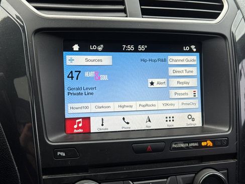 Used 2018 Ford Explorer XLT w/ Equipment Group 202A image 19