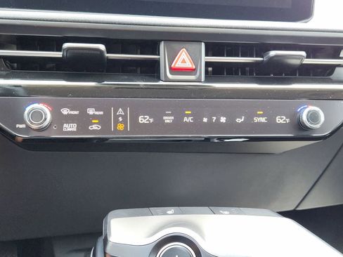 New 2025 Kia EV6 Light image 17