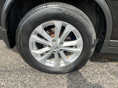 Used 2015 Nissan Rogue SV AWD/4WD image 13
