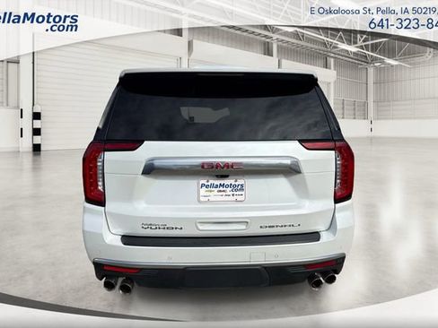 Used 2023 GMC Yukon Denali w/ Denali Reserve Package image 4