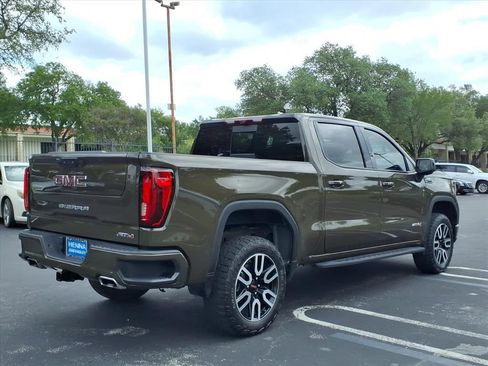 Used 2024 GMC Sierra 1500 AT4 w/ Technology Package AWD/4WD image 6