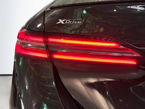 New 2026 BMW 550e xDrive w/ Executive Package image 10