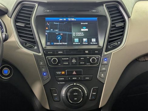 Used 2017 Hyundai Santa Fe SE Ultimate w/ SE Ultimate Tech Package 03 image 18