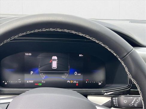 New 2025 Volkswagen Taos S image 11