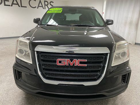 Used 2016 GMC Terrain SLE image 2