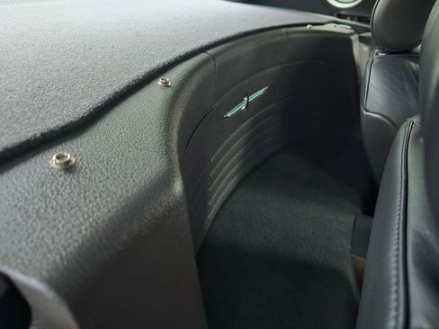 Used 2002 Ford Thunderbird image 14