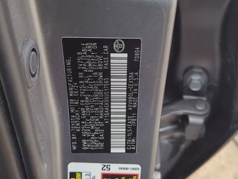 Used 2025 Toyota Camry SE image 33