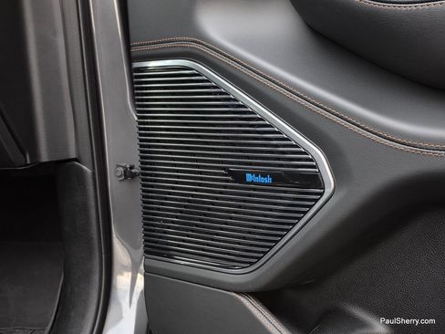 Used 2022 Jeep Grand Cherokee Summit AWD/4WD image 19