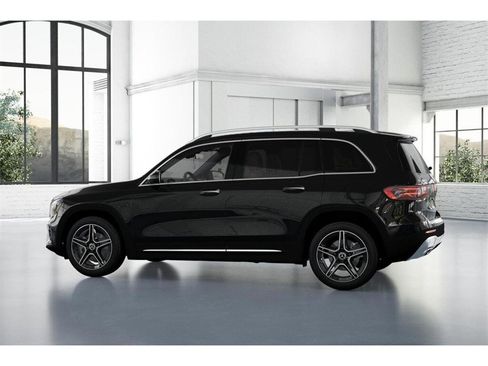 New 2026 Mercedes-Benz GLB 250 4MATIC image 32