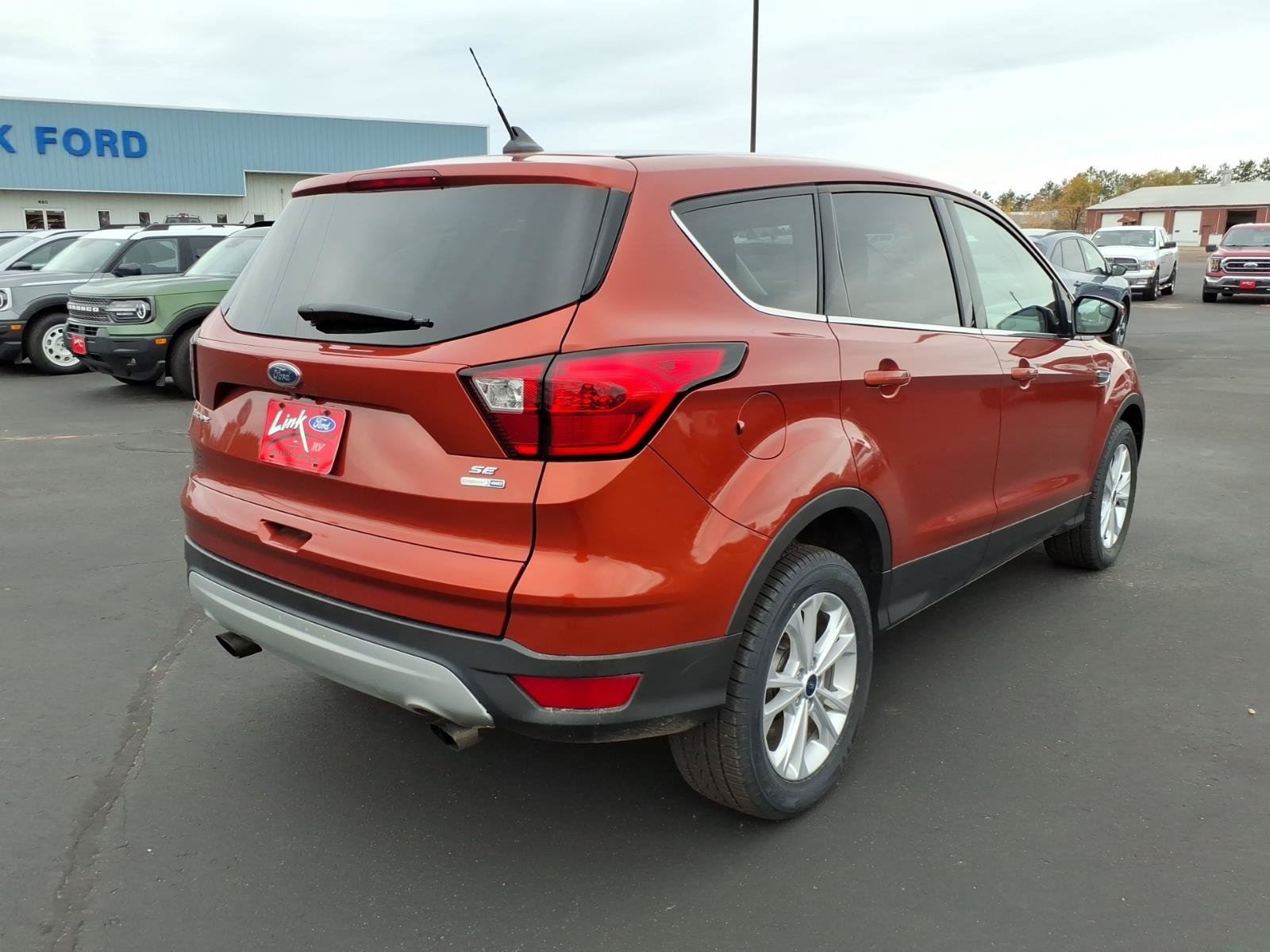 Used 2019 Ford Escape SE AWD/4WD image 6