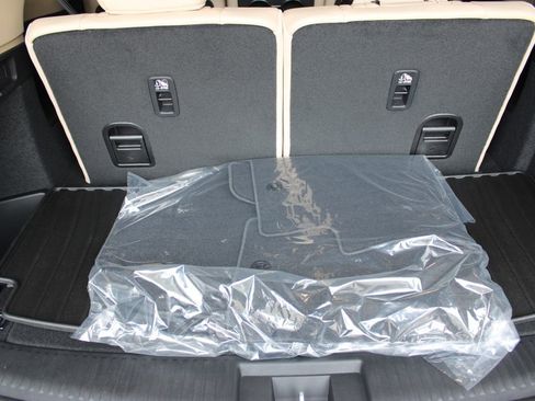 New 2026 Acura MDX SH-AWD image 14