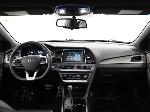 Used 2018 Hyundai Sonata Sport FWD image 13