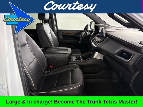 Used 2023 Chevrolet Suburban Premier image 49