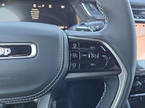 New 2025 Jeep Grand Cherokee L Overland w/ Trailer Tow Package image 24