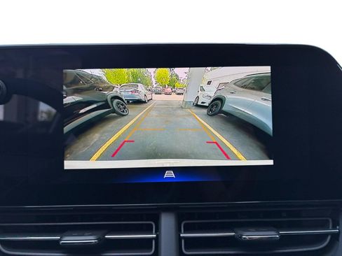 New 2026 Chevrolet Trax LT w/ Driver Confidence Package FWD image 25