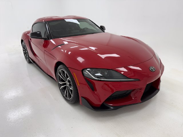 Used 2021 Toyota Supra w/ Safety & Technology Package RWD image 2