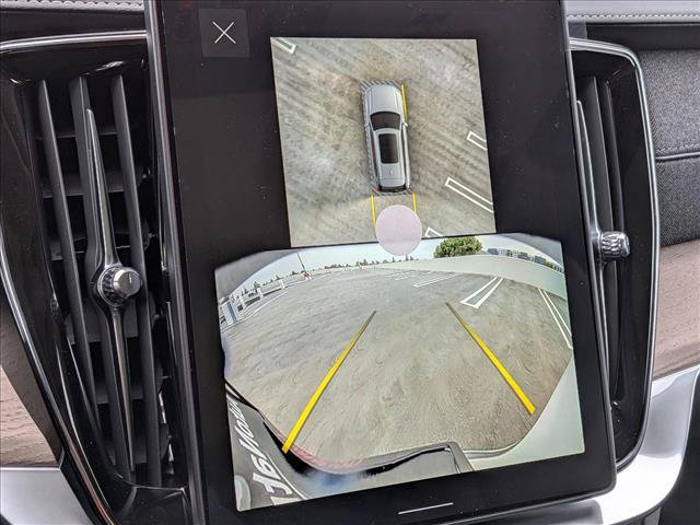 New 2026 Volvo XC90 T8 Plus w/ Protection Package AWD/4WD image 14