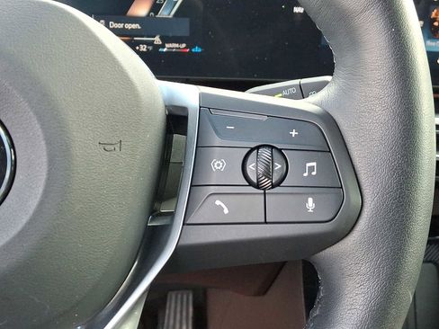 Used 2025 BMW X1 xDrive28i w/ Technology Package image 21