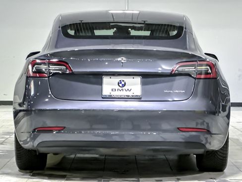 Used 2018 Tesla Model 3 Long Range image 9