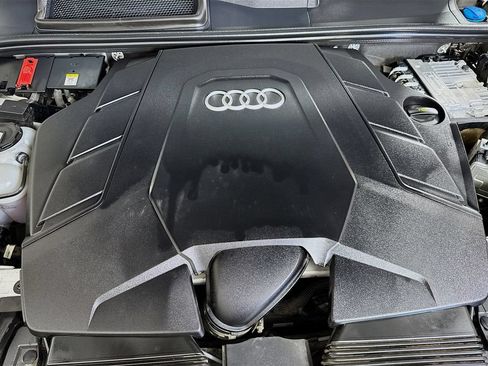 Used 2024 Audi Q8 Premium Plus w/ Premium Plus Package AWD/4WD image 41
