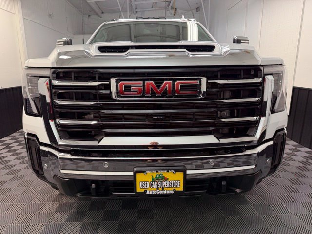 Used 2025 GMC Sierra 2500 SLT w/ SLT Premium Package AWD/4WD image 2