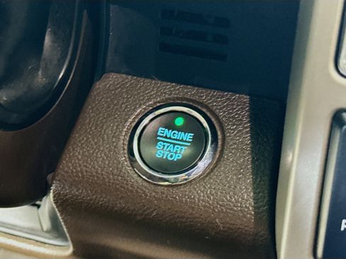 Used 2020 Ford F250 King Ranch w/ King Ranch Ultimate Package AWD/4WD image 21