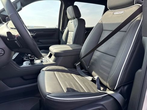 New 2026 GMC Sierra 1500 AT4X AWD/4WD image 17