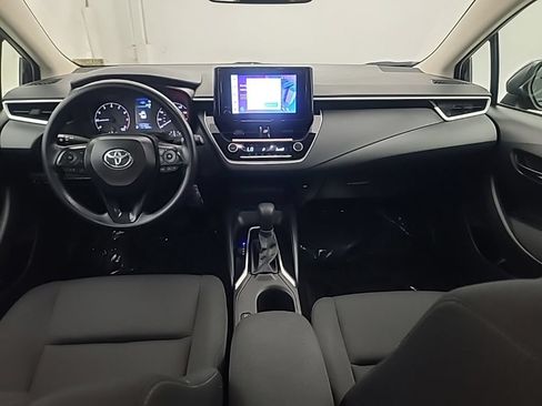 Used 2025 Toyota Corolla LE FWD image 21