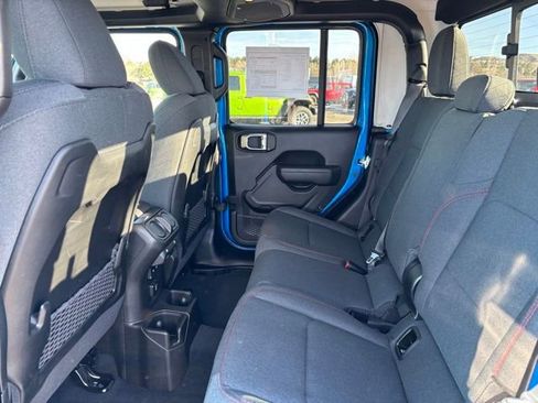 New 2026 Jeep Gladiator Rubicon w/ Safety Group image 17